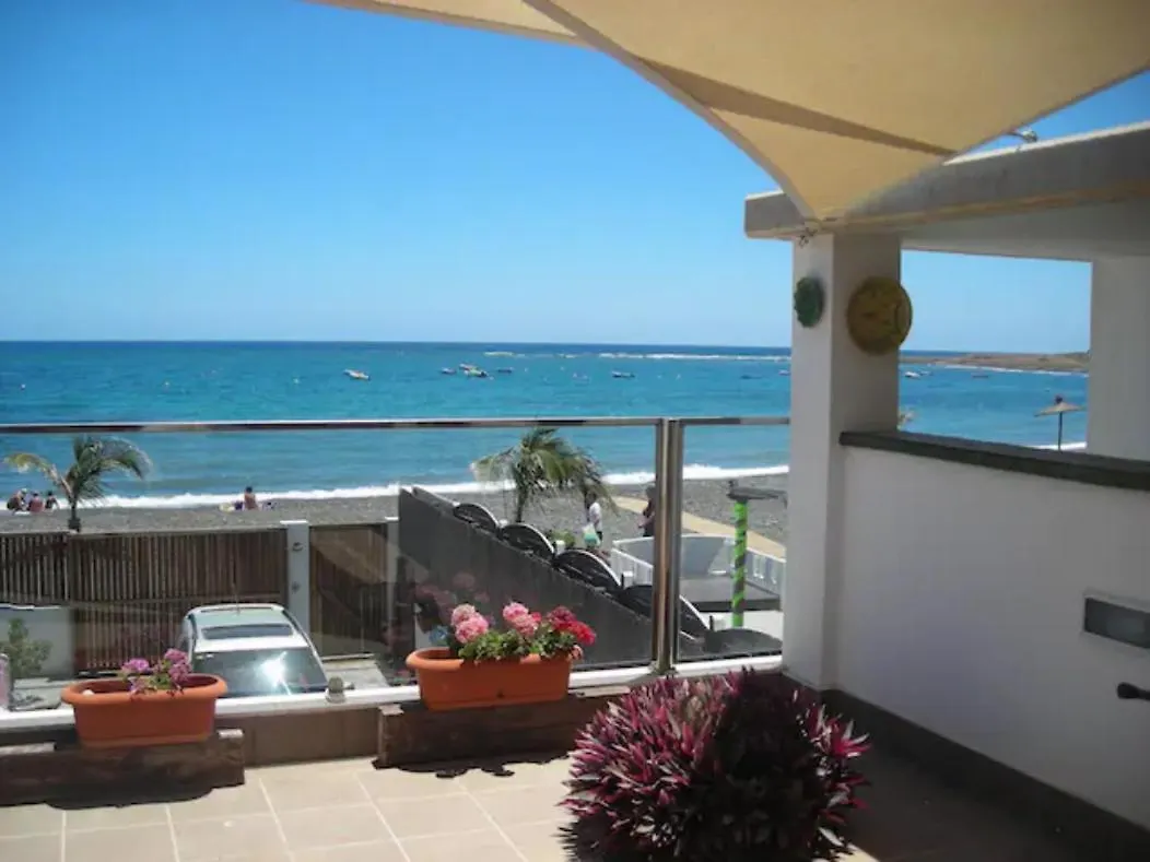 Apartamento Con Encanto En La Playa Frente Al Mar 