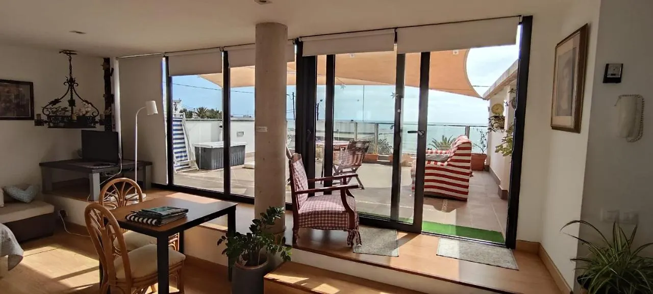 Apartamento Con Encanto En La Playa Frente Al Mar 