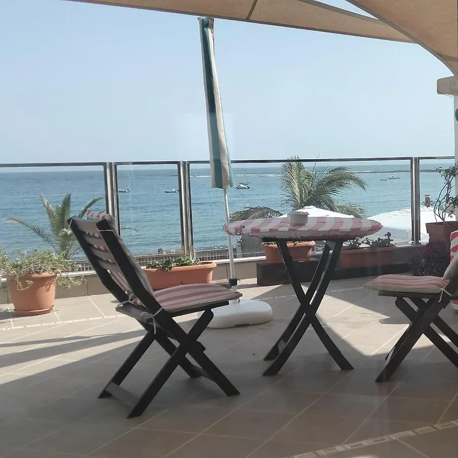 Apartamento Con Encanto En La Playa Frente Al Mar 