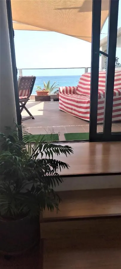 Apartment Apartamento Con Encanto En La Playa Frente Al Mar 