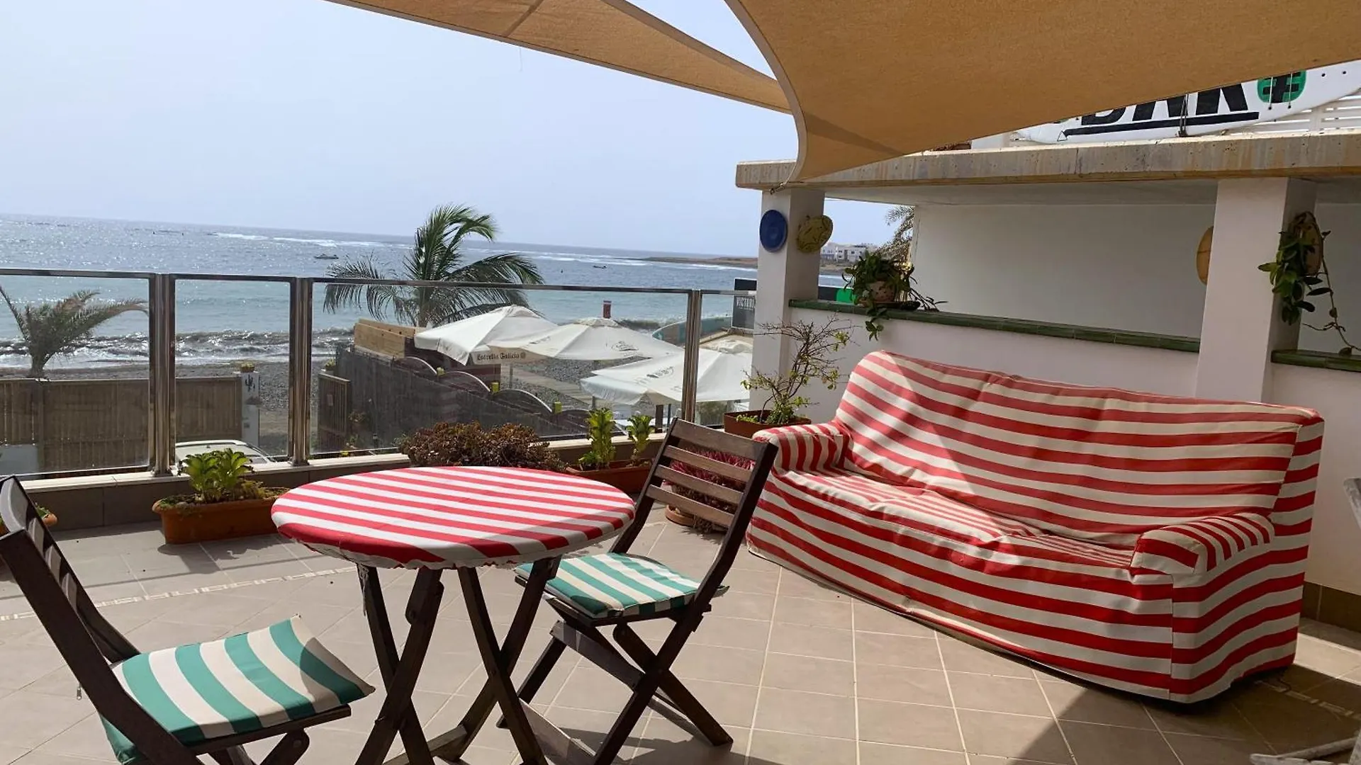 Apartamento Con Encanto En La Playa Frente Al Mar 