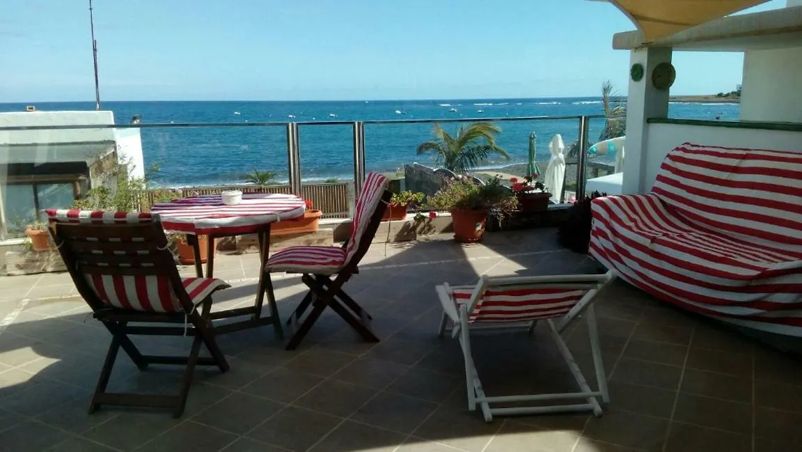 Apartamento Con Encanto En La Playa Frente Al Mar 